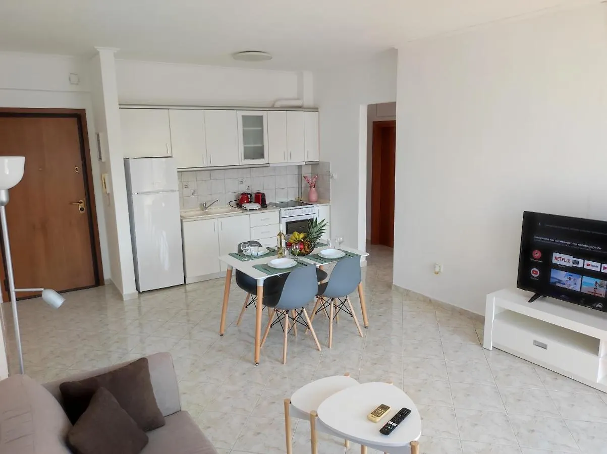 Sea Breeze II Apartment Peraía 0*,