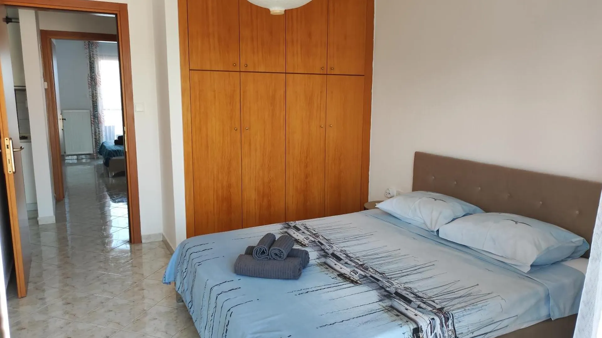 Sea Breeze II Apartment Peraía Grécia